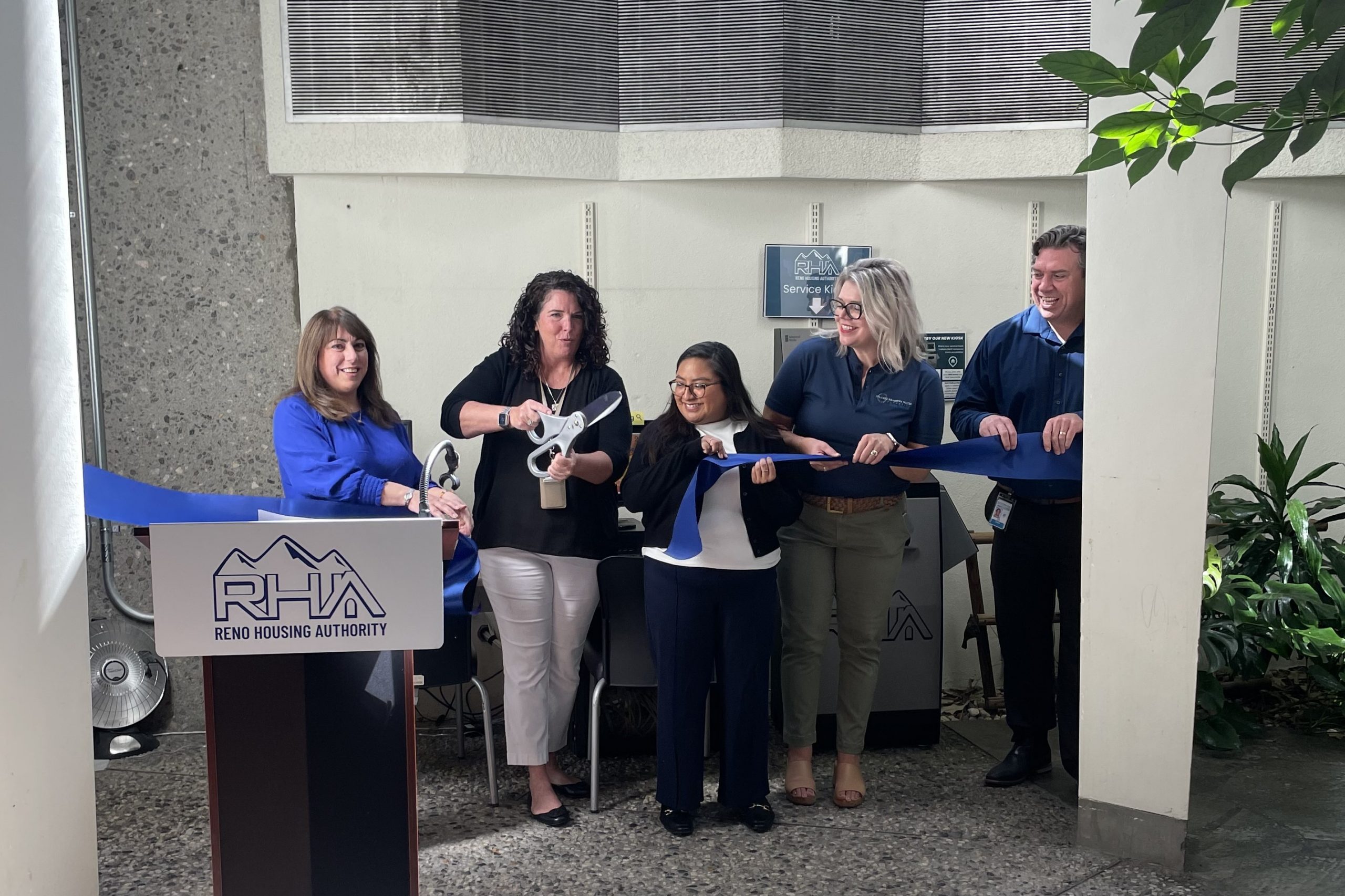 Washoe County Library and Reno Housing Authority open new service kiosk